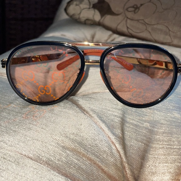 Nwot Authentic GG sunglasses (unisex) - Picture 6 of 16